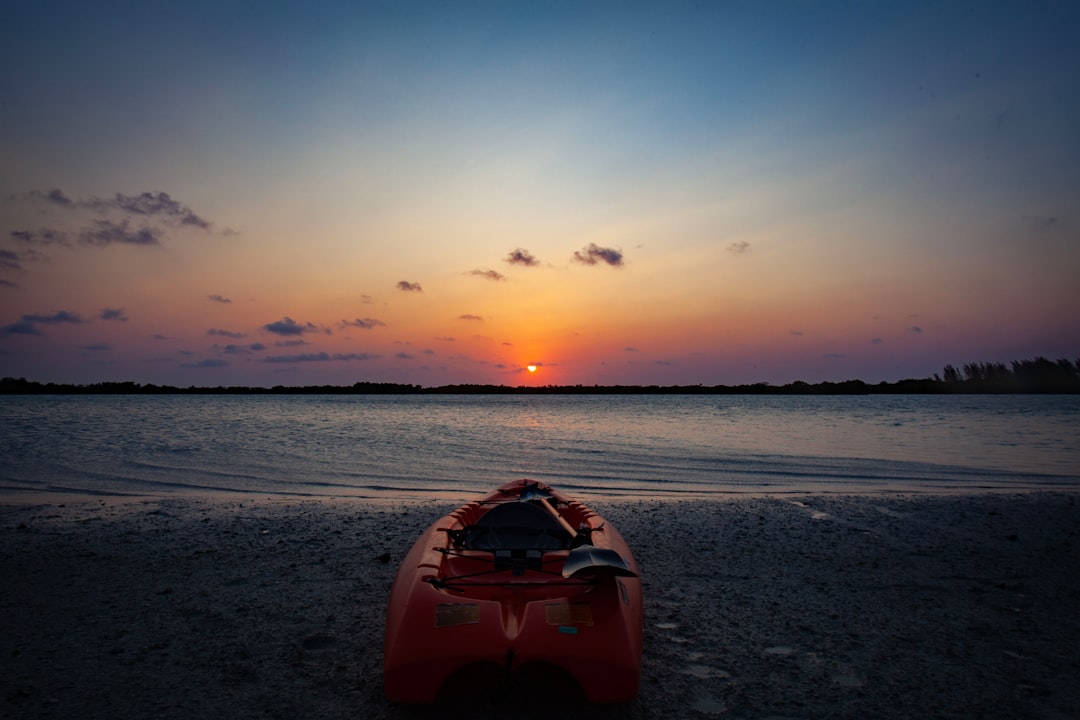 Découverte du golfe du Morbihan en kayak : joyau de la Bretagne