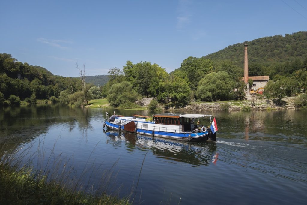 Canoë gonflable Decathlon : test et limites par région